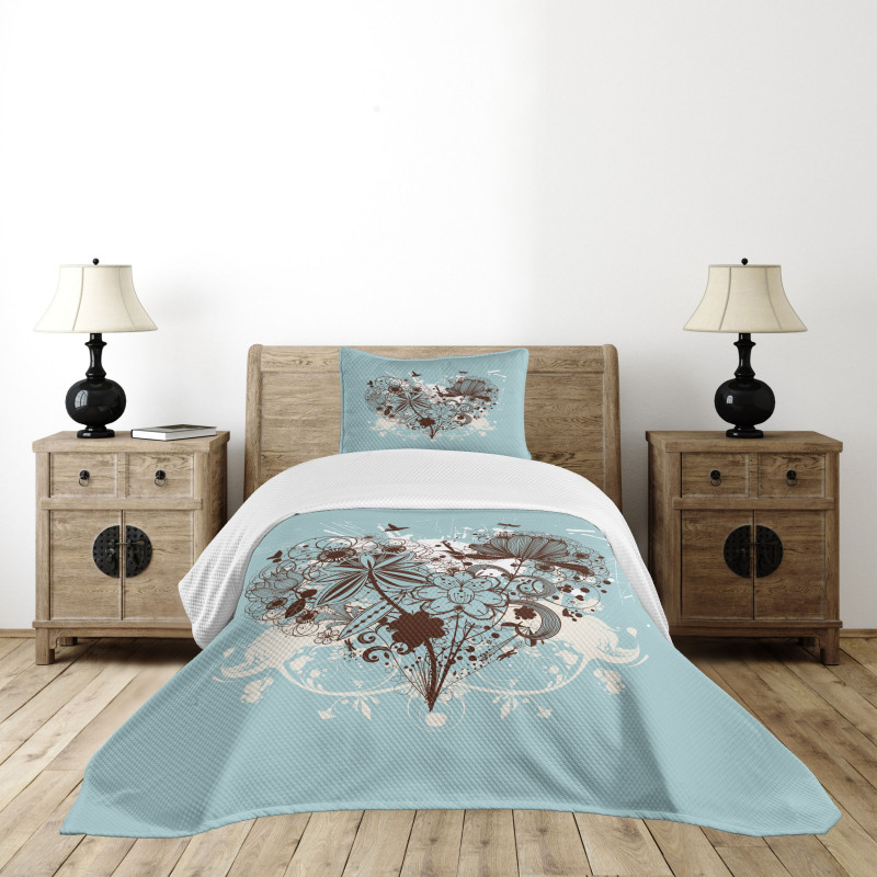 Heart Shape with Dragonflies Bedspread Set