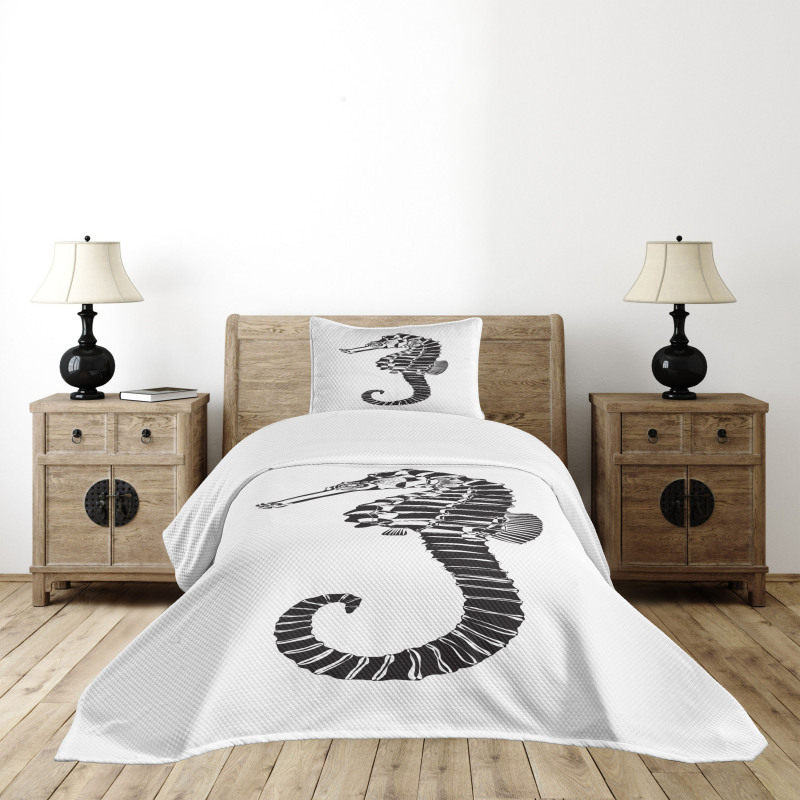 Ocean Biodiversity Bedspread Set