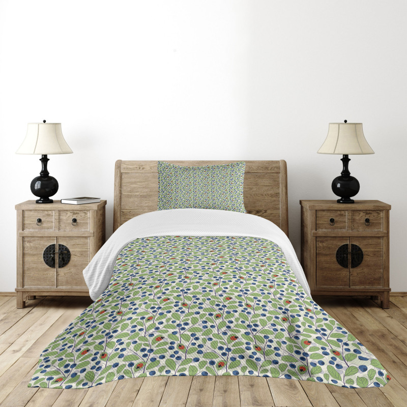 Bilberry Leaves Garden Bedspread Set