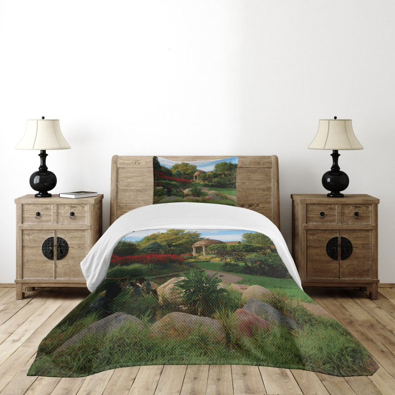 Gazebo Sunken Gardens Bedspread Set