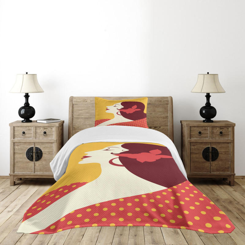 Retro Flamenco Woman Bedspread Set