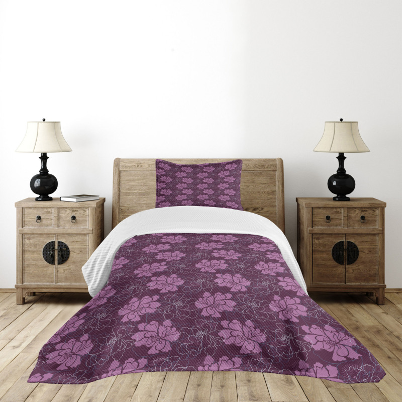 Botanical Petal Pattern Bedspread Set