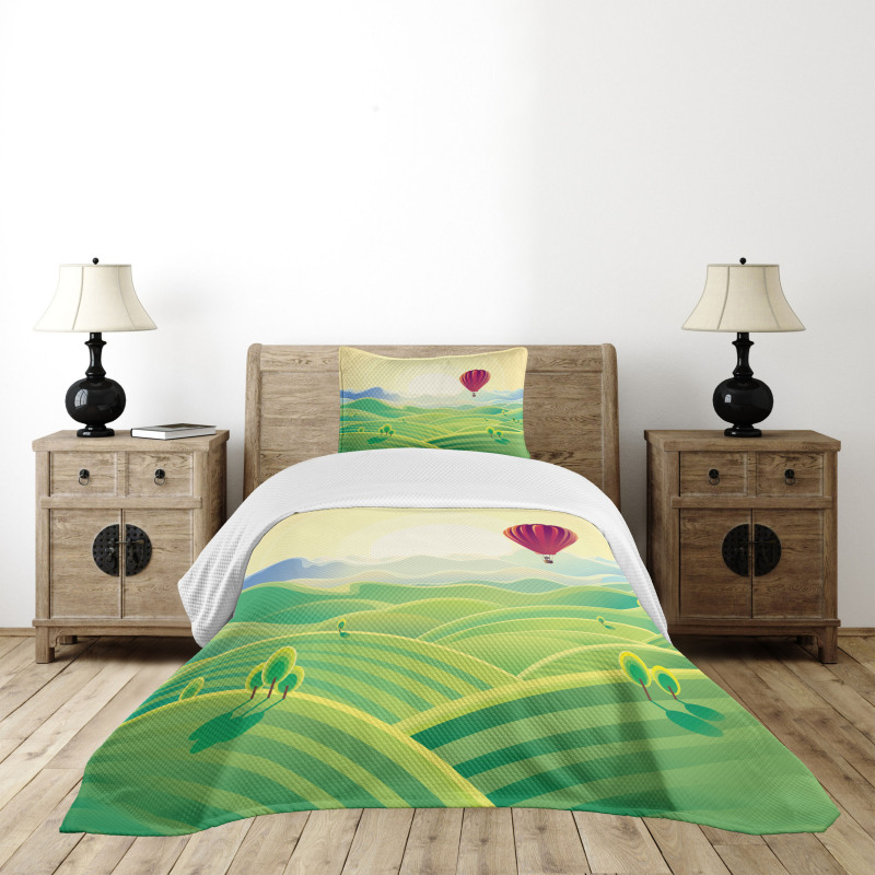 Peaceful Summer Field Bedspread Set