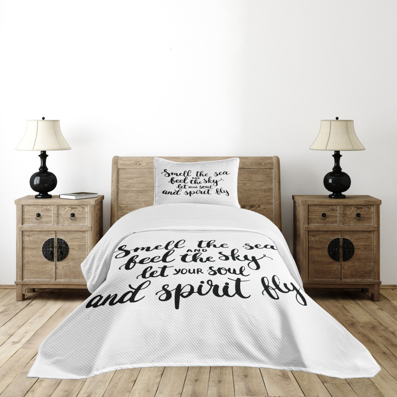 Ink Calligraphy Bedspread Set