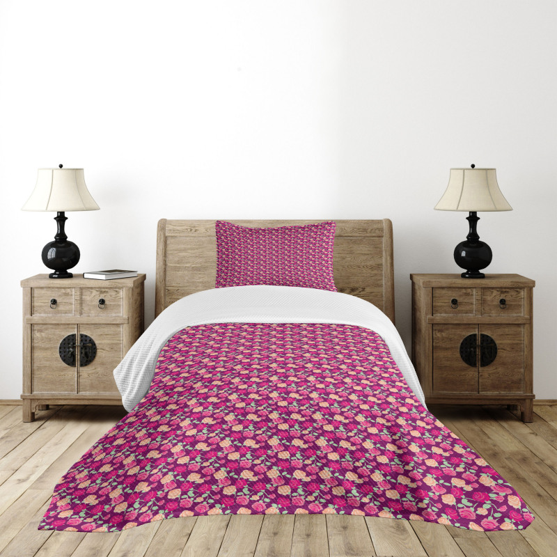 Blossoming Romantic Flowers Bedspread Set