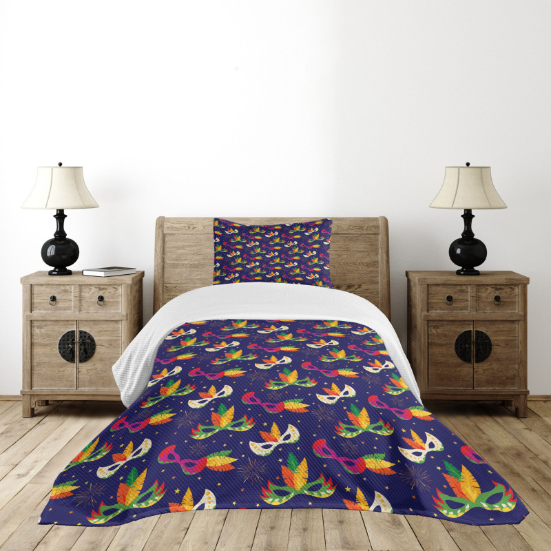 Carnival Masks Bedspread Set