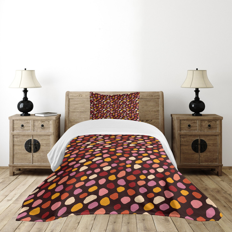 Deformed Spot Shapes Bedspread Set