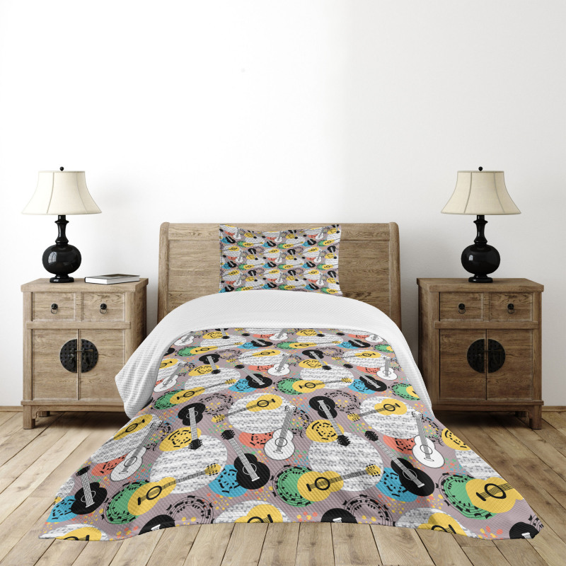 Guitars Notes Bedspread Set