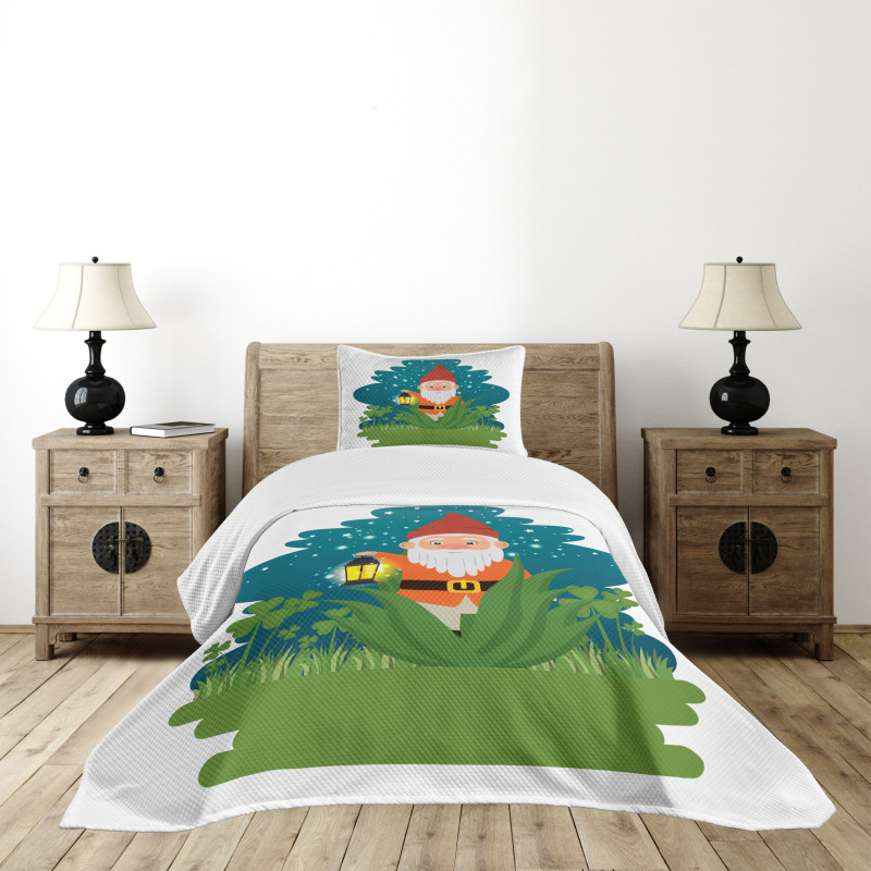 Dwarf with Lantern on Grass Bedspread Set