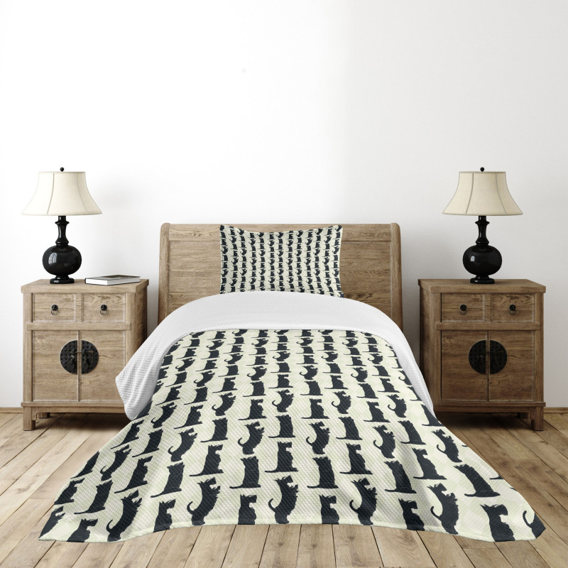 Checkered Rhombus Motif Bedspread Set