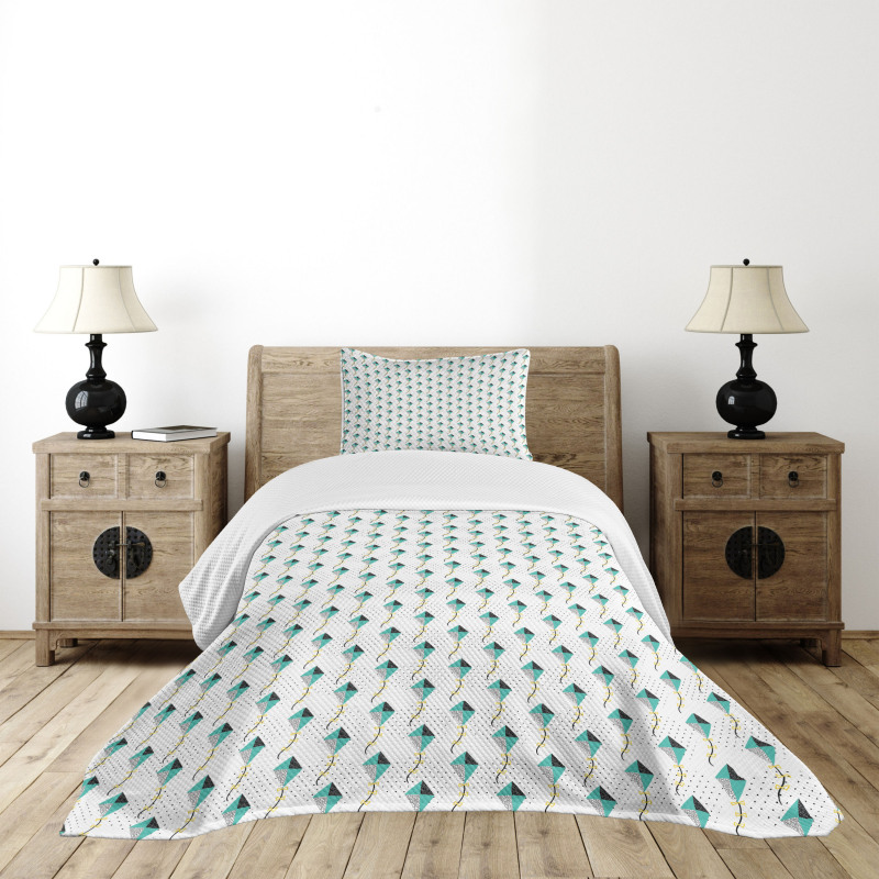 Geometric Triangles Circles Bedspread Set