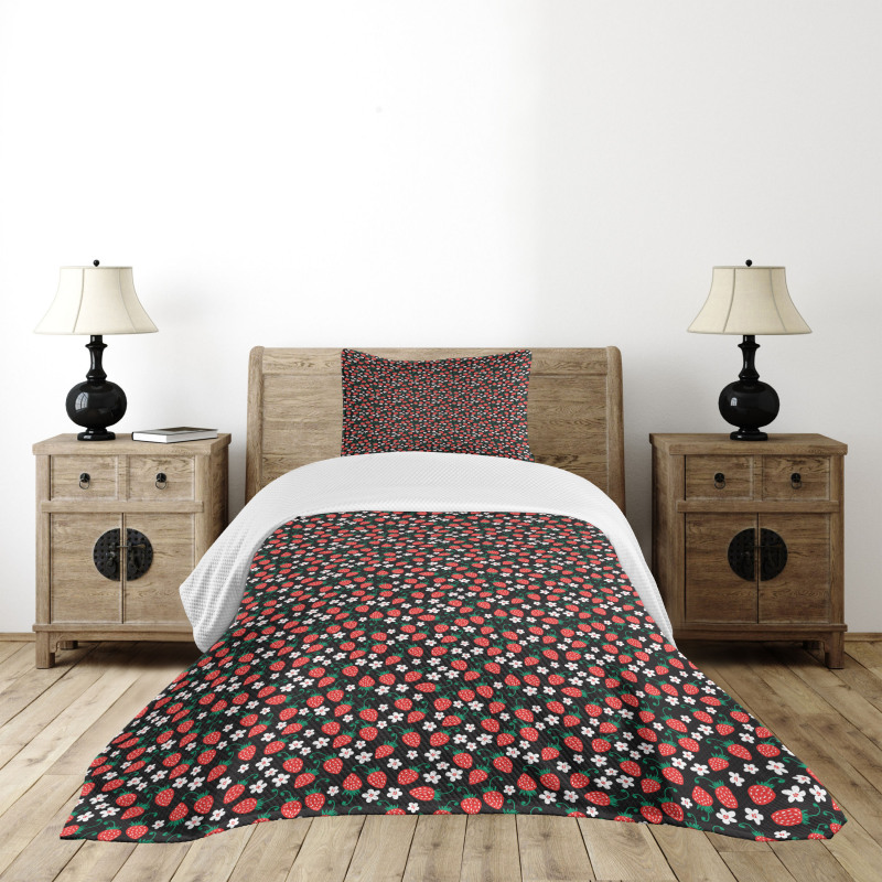 Fresh Summer Fruit Daisy Bedspread Set