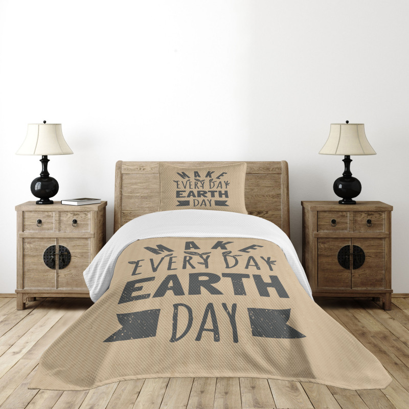 Typographic Words Earth Day Bedspread Set