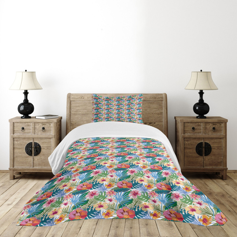 Jungle Nature Flourish Motifs Bedspread Set