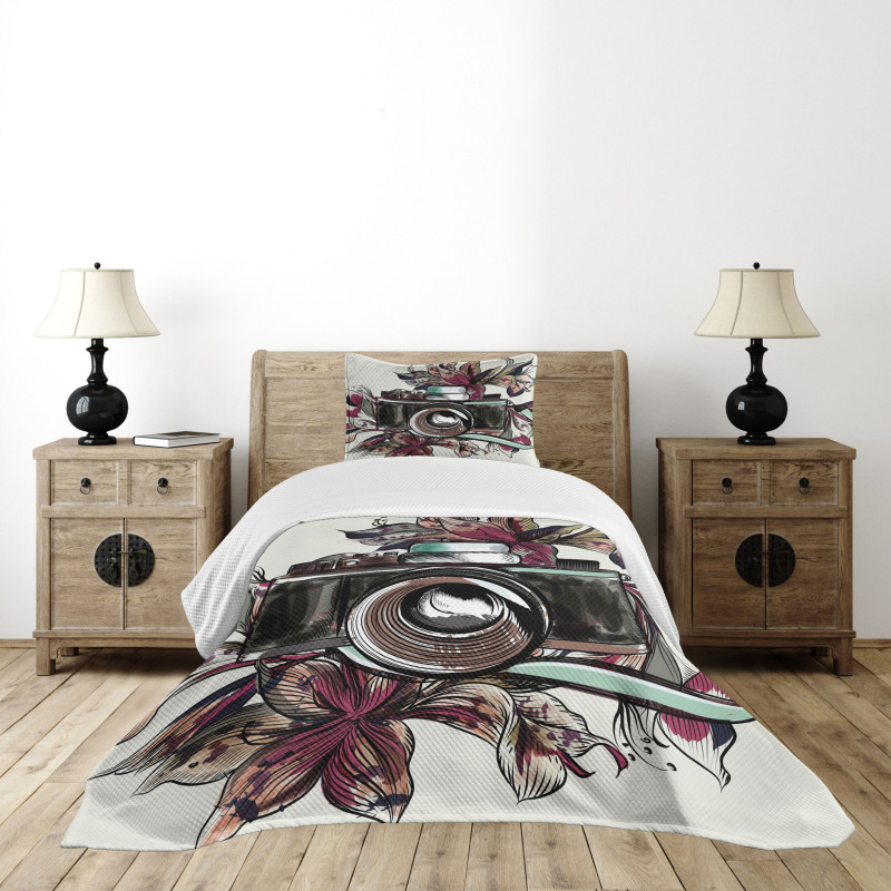 Watercolor Exotic Blooms Bedspread Set