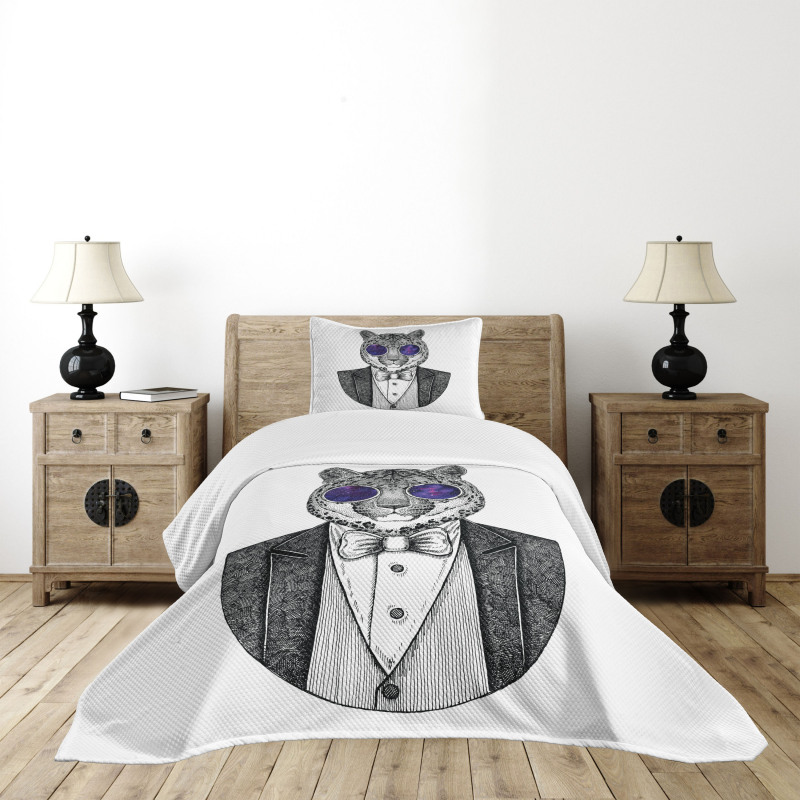 Hipster Animal in a Suit Bedspread Set