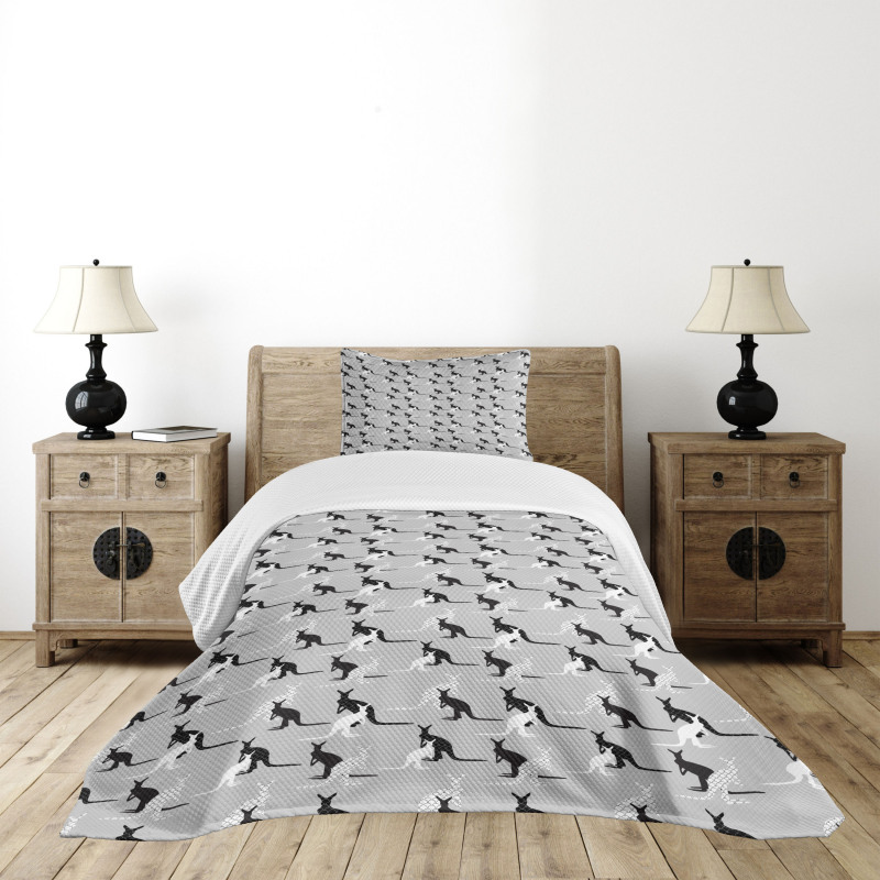 Seashell Built in Animals Bedspread Set