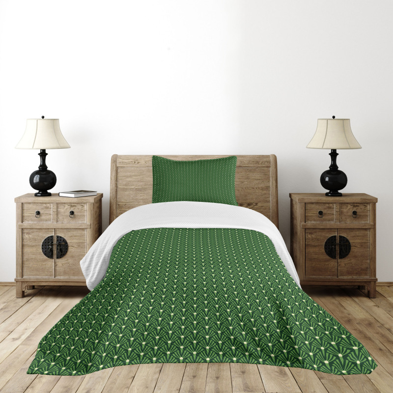 Foliage Pattern with Dots Bedspread Set