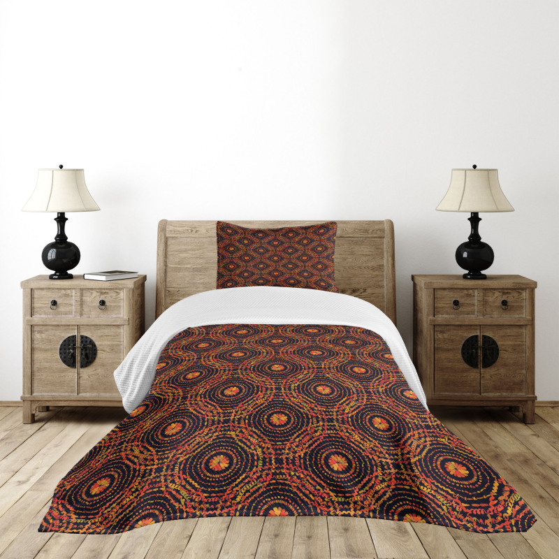 Abstract Circles and Flora Bedspread Set