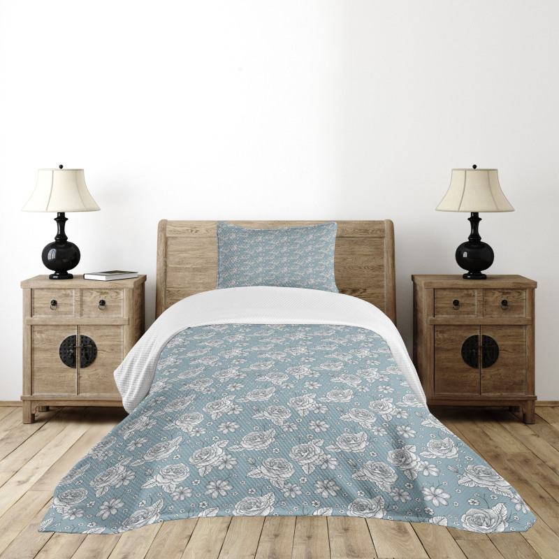 Retro Drawn Blossoms on Blue Bedspread Set