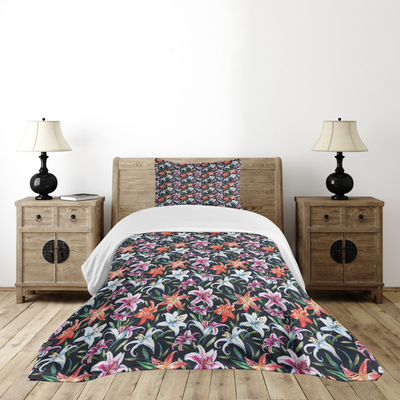 Watercolor Tropical Lilies Bedspread Set