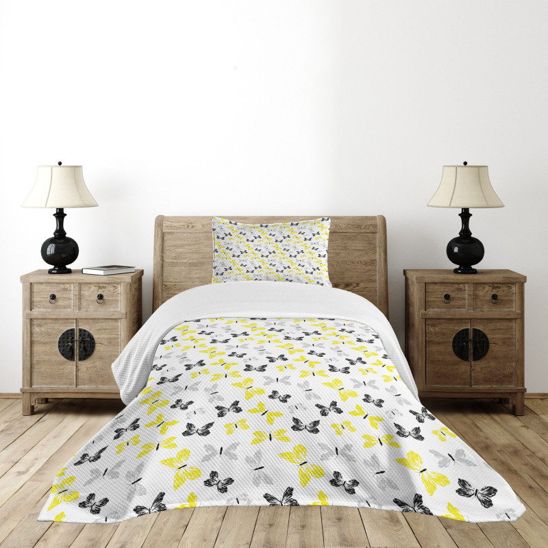 Butterflies Grunge Wings Bedspread Set