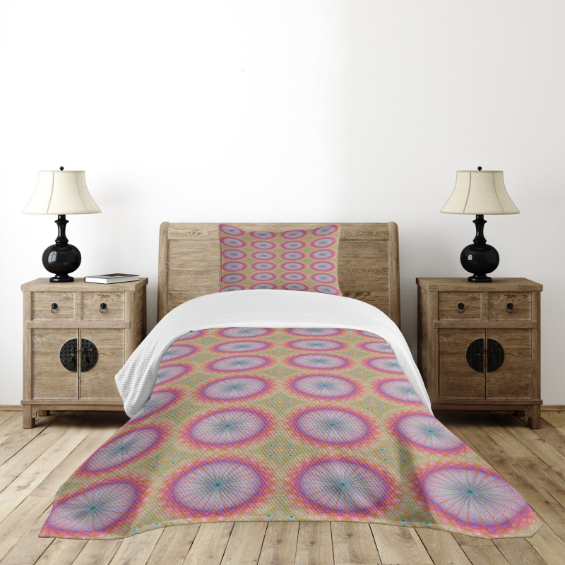 Blended Color Fractal Motif Bedspread Set