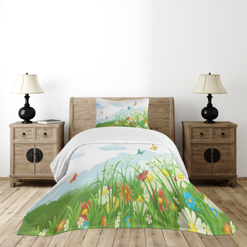 Clouds with Spring Meadow Bedspread Set