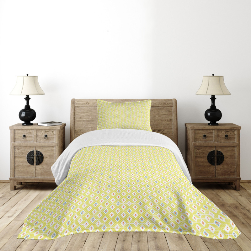 Rhombuses with Stripes Bedspread Set