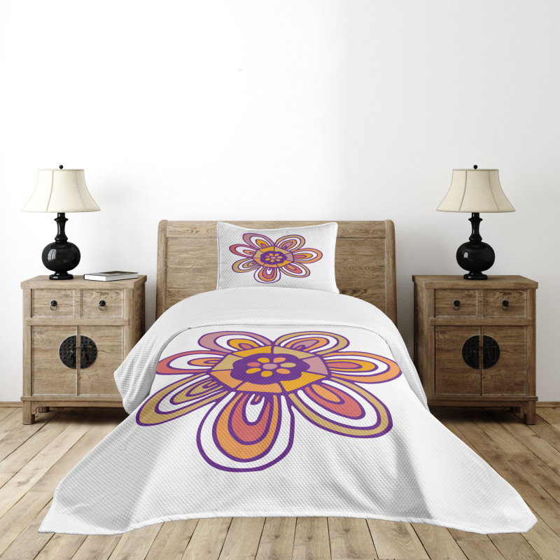 7 Petal Lonely Flower Bedspread Set