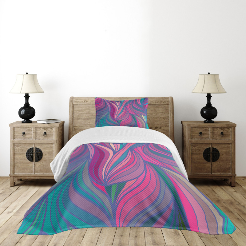 Curved Stripe Pattern Wavy Bedspread Set