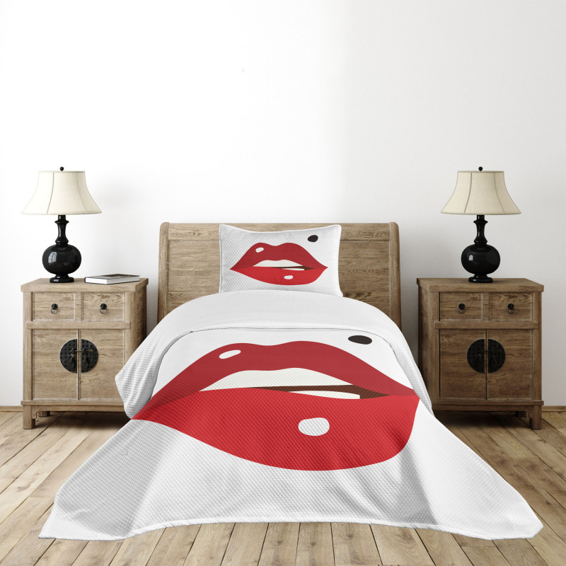 Minimalistic of Upper Lip Mole Bedspread Set