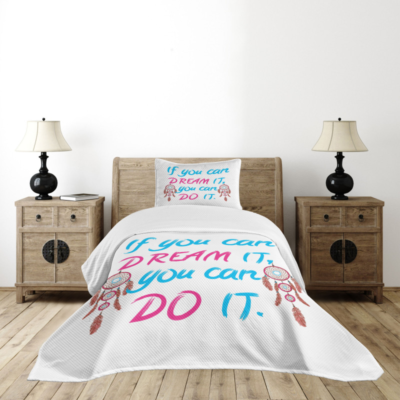 Motifs Words Bedspread Set