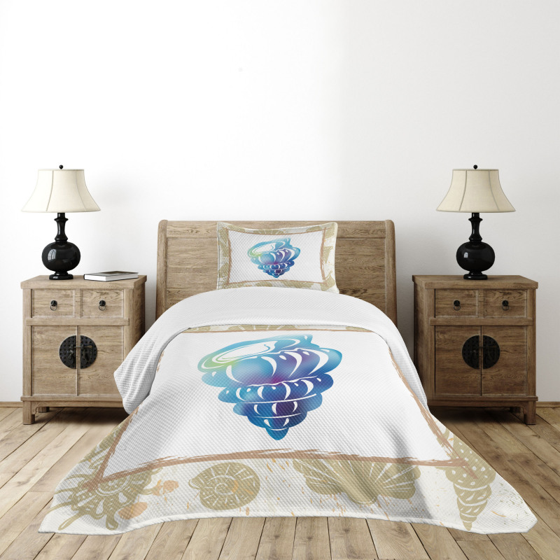 Aquatic Cockleshell Bedspread Set