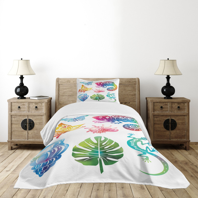 Exotic Fauna and Foliage Bedspread Set