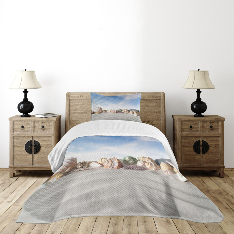 Seashells on Sand Hill Sky Bedspread Set