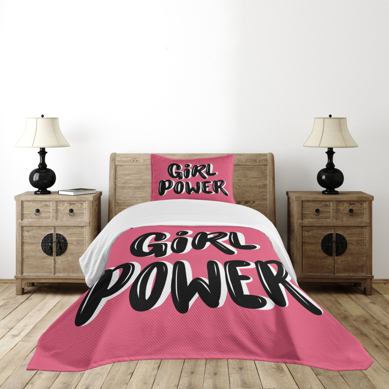 Chunky and Pop Text Bedspread Set