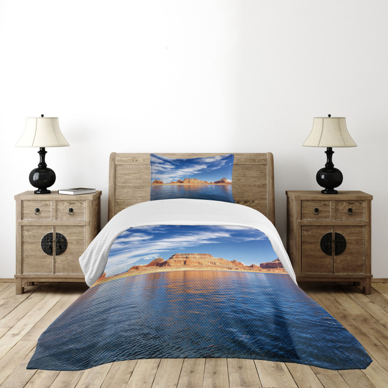 Lake Powell Rock Formations Bedspread Set