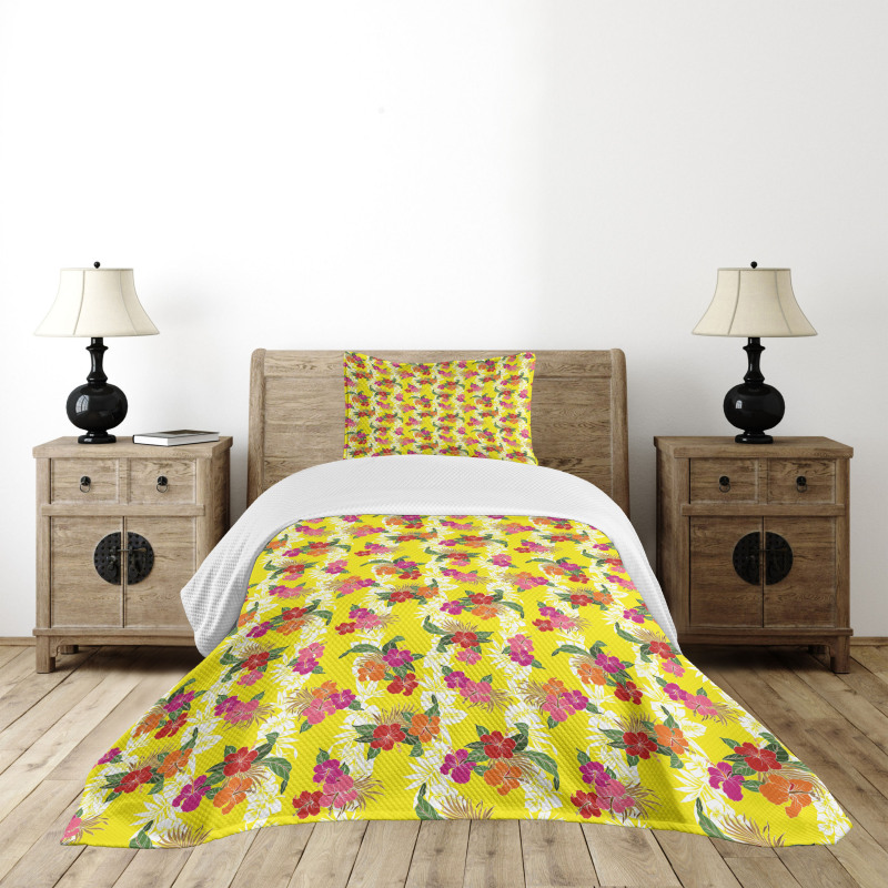 Tropical Flowers Art Bedspread Set