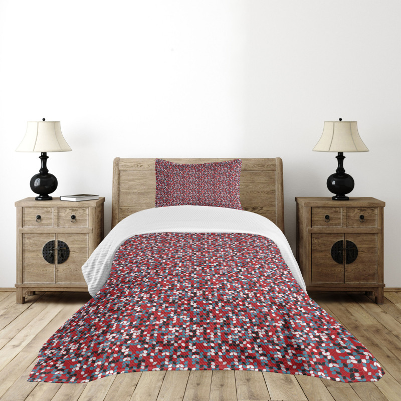 Colored Leaf-like Shapes Bedspread Set