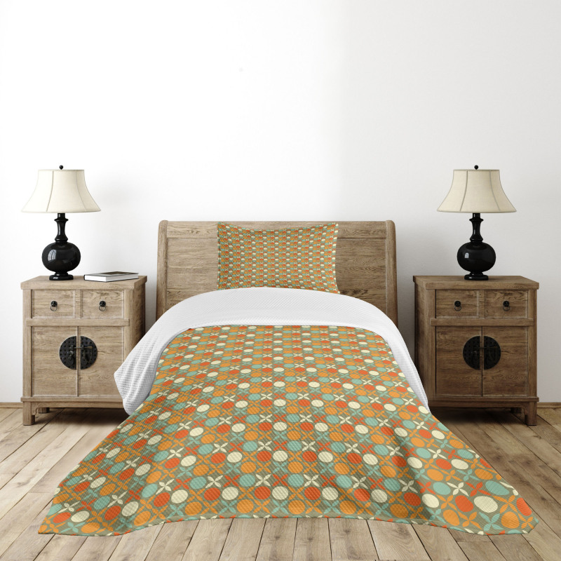 Retro Style Flower and Dots Bedspread Set