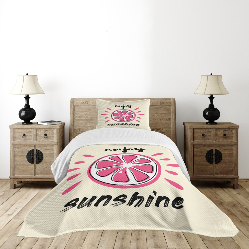 Vacation Retro Words Bedspread Set