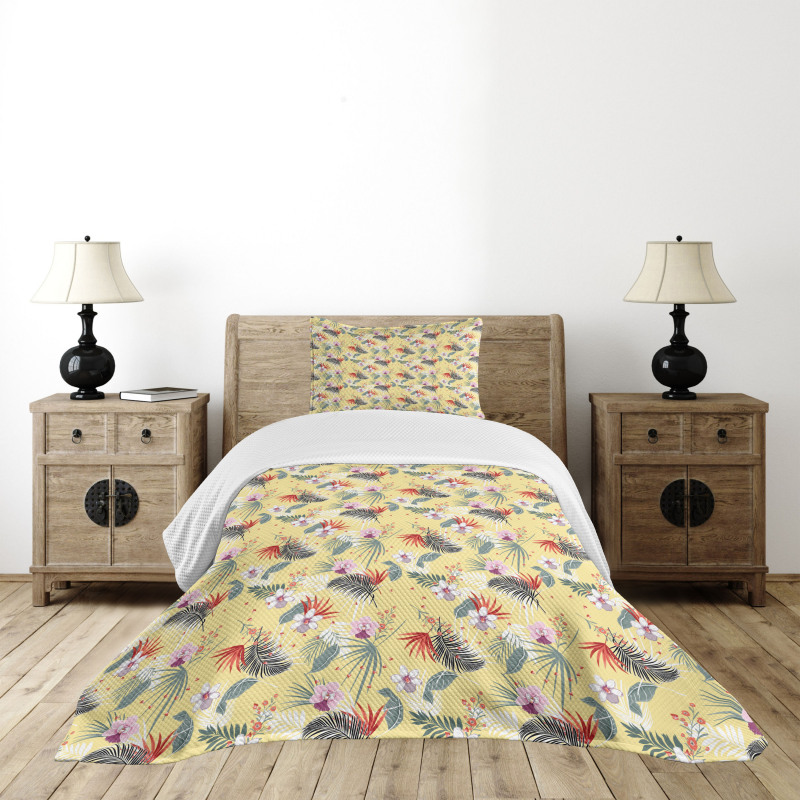 Pastel Hibiscus Flowers Bedspread Set