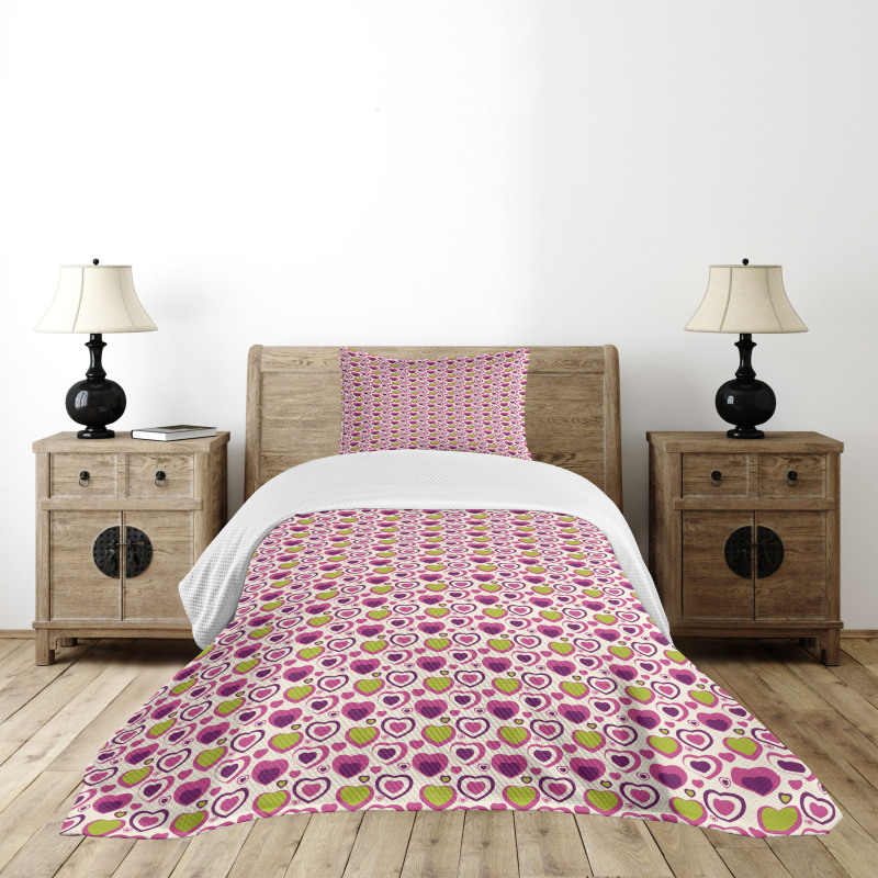 Pastel Colors Love Shapes Bedspread Set