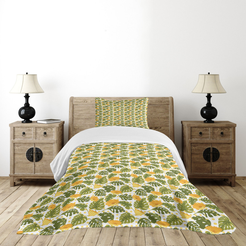 Monstera Leaves and Blossom Bedspread Set