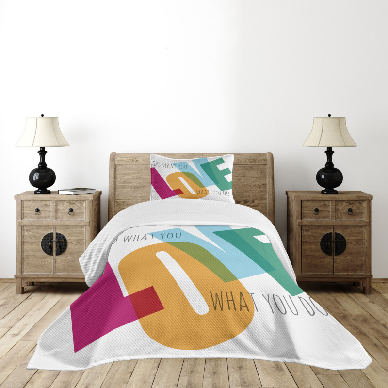 Vintage Colorful Letter Art Bedspread Set