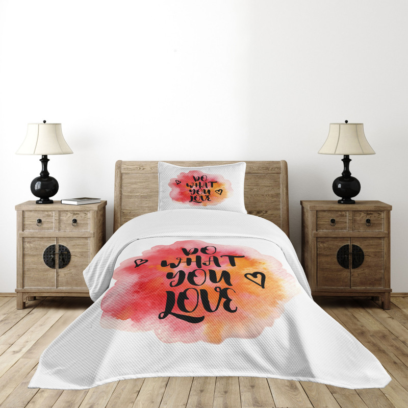 Hearts with Grunge Message Bedspread Set