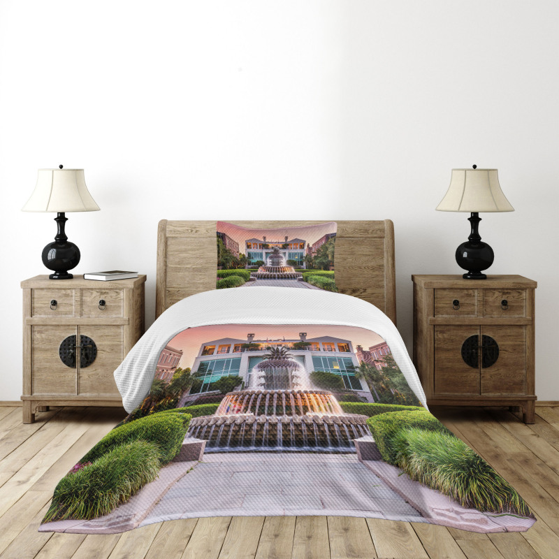 Waterfront Pineapple Bedspread Set