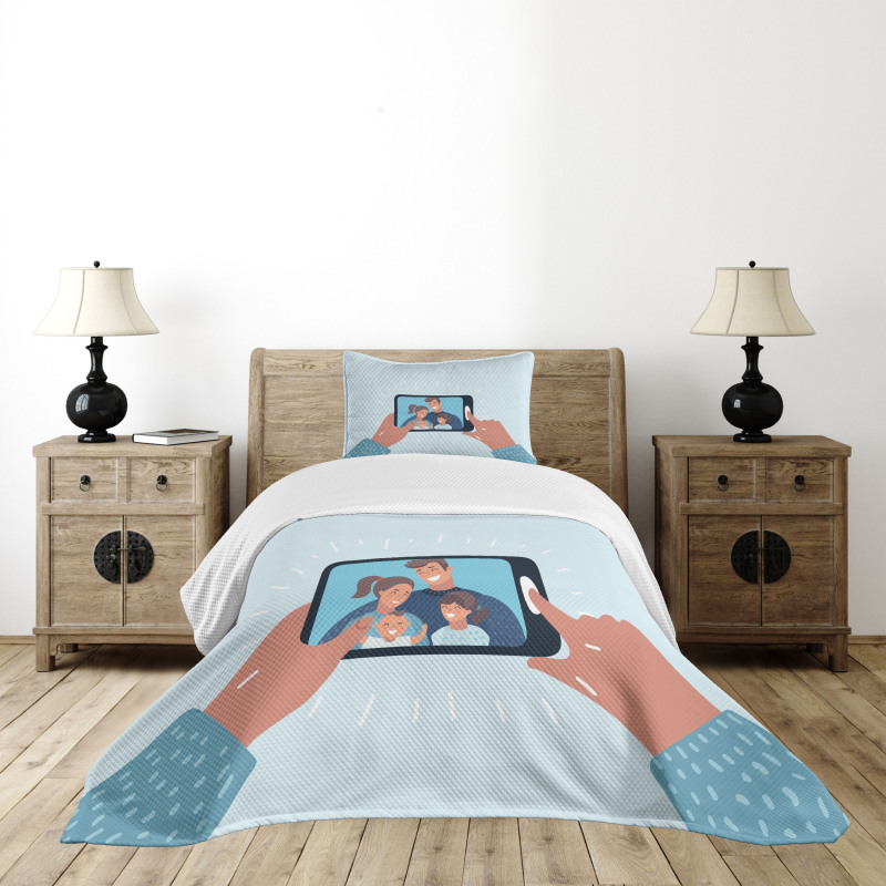 Motherhood Illustration Bedspread Set