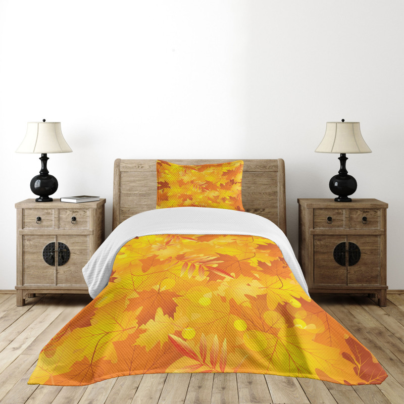 Graphic Pile of Dried Leaves Bedspread Set